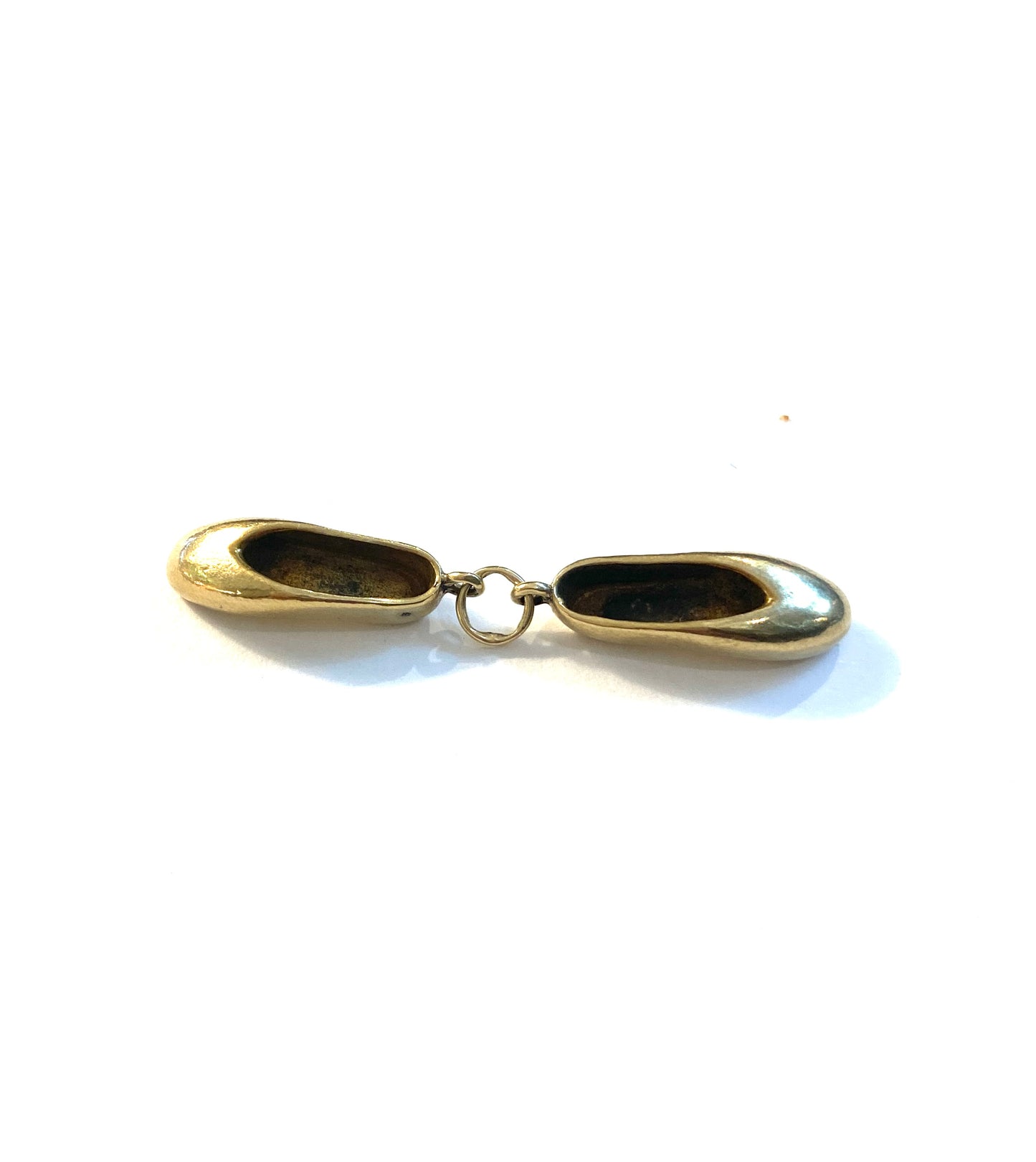 9ct vintage ballerina slippers / shoes charm circa 1965