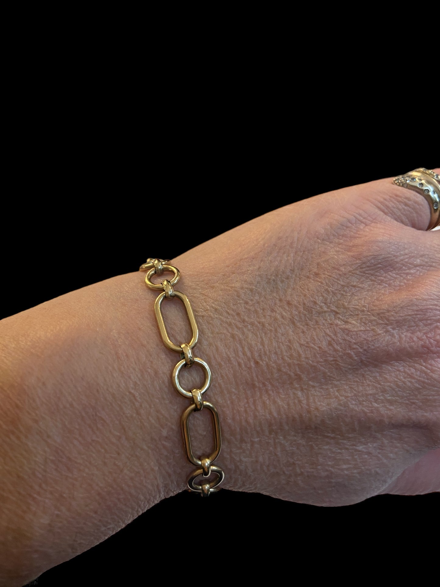 9ct vintage ornate bracelet .11.9g 20cm