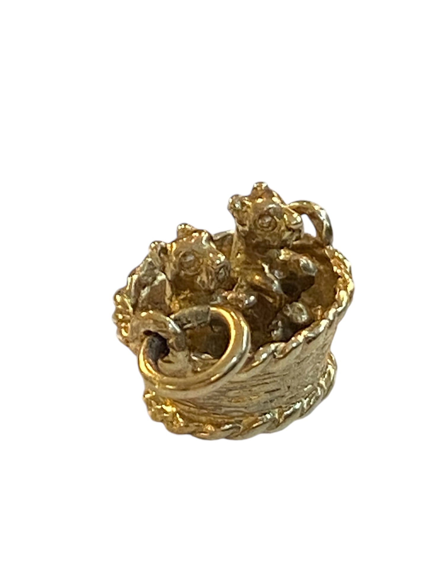 9ct vintage puppies in basket charm circa 1975 Birmingham