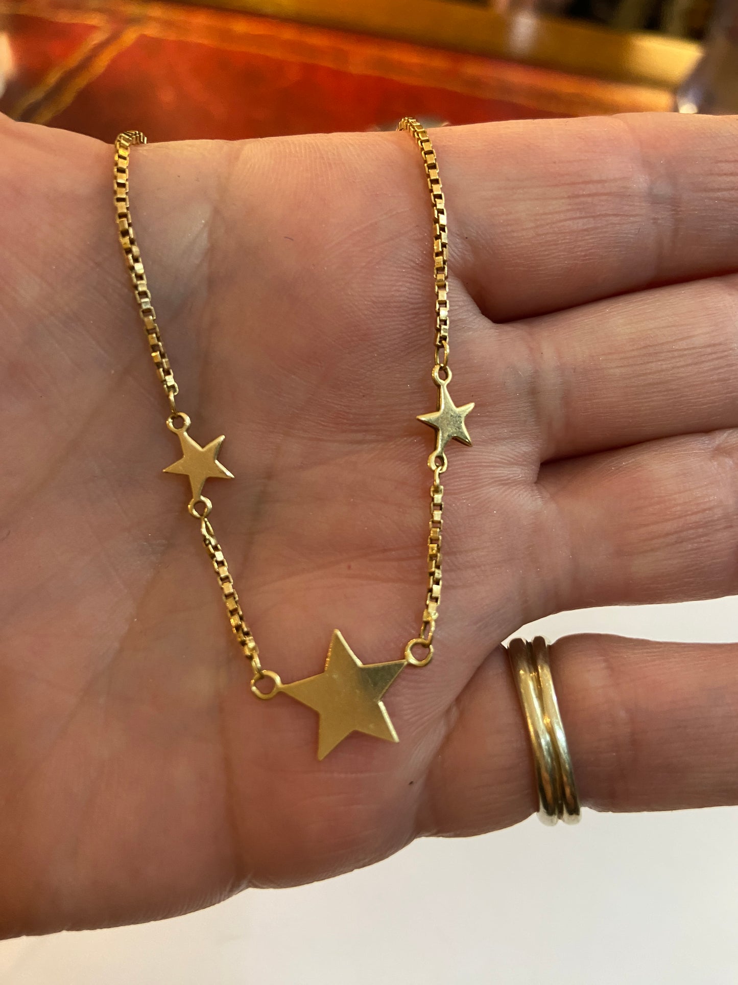 9ct vintage star necklace circa 1978 40cm long