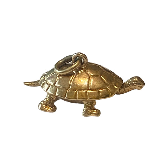 9ct vintage tortoise charm. articulated circa 1972