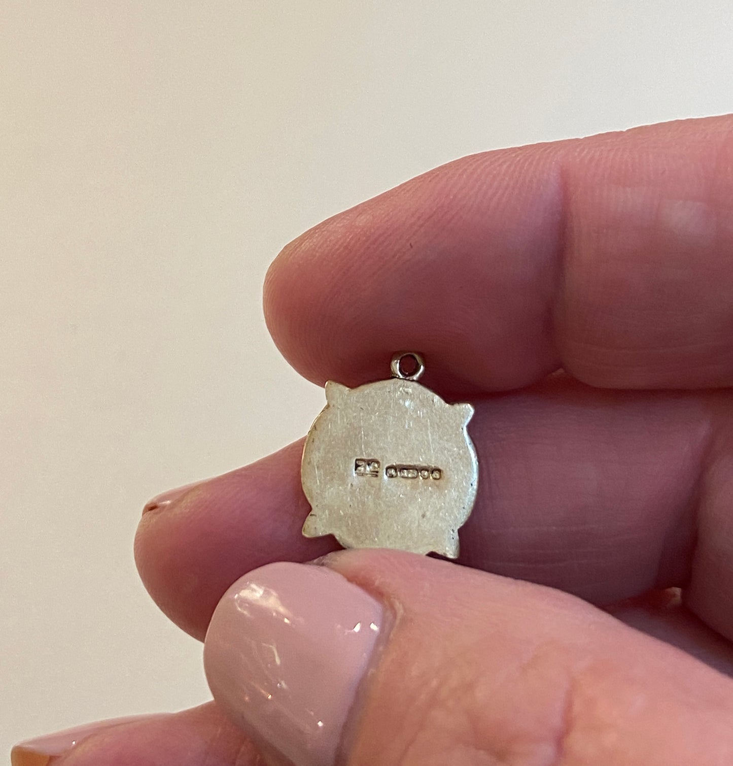 9ct vintage English rose charm circa 1979