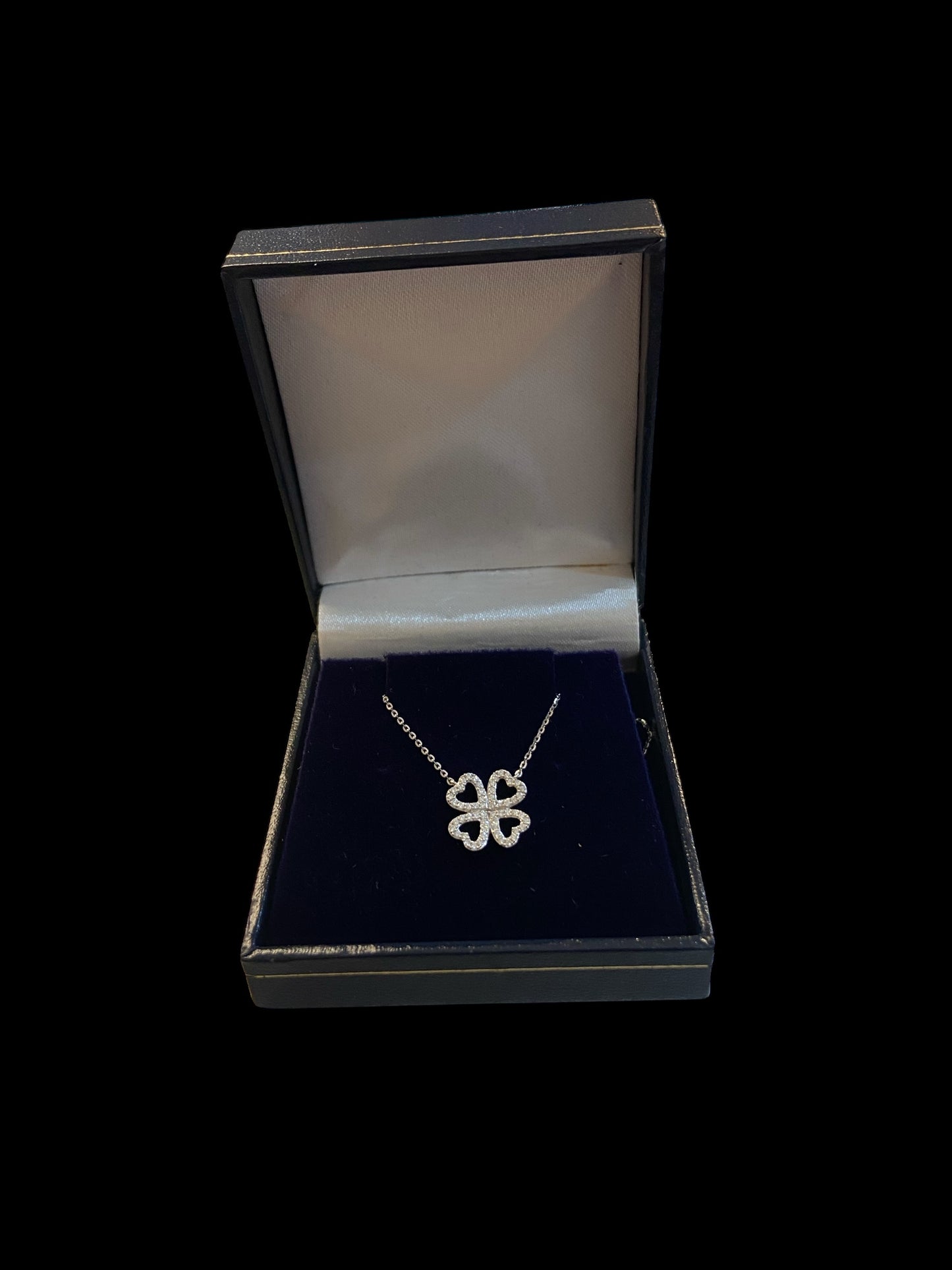 9ct pre owned diamond four leaf clover necklace 18,17 & 16 inch