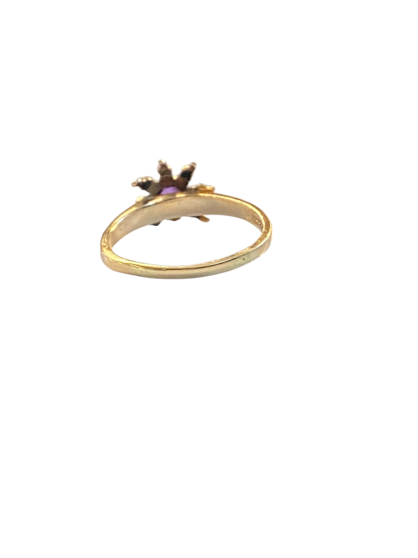 9ct vintage star / flower shape ring. amethyst and seed pearls ring size R 1/2