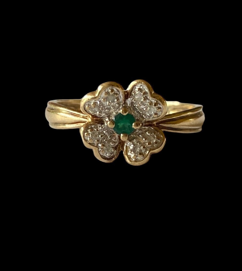 9ct pre owned emerald and diamond four leaf clover ring size M 1/2