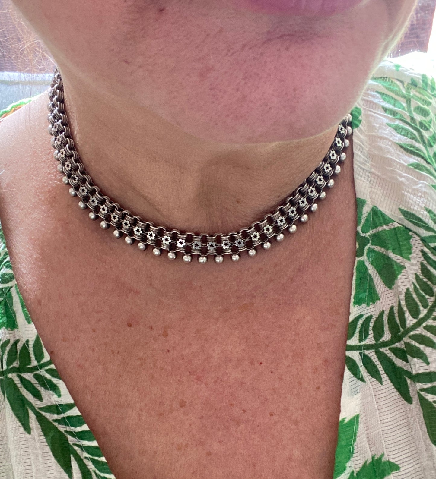 victorian silver locket and chain circa 1882. Birmingham. 21 inches