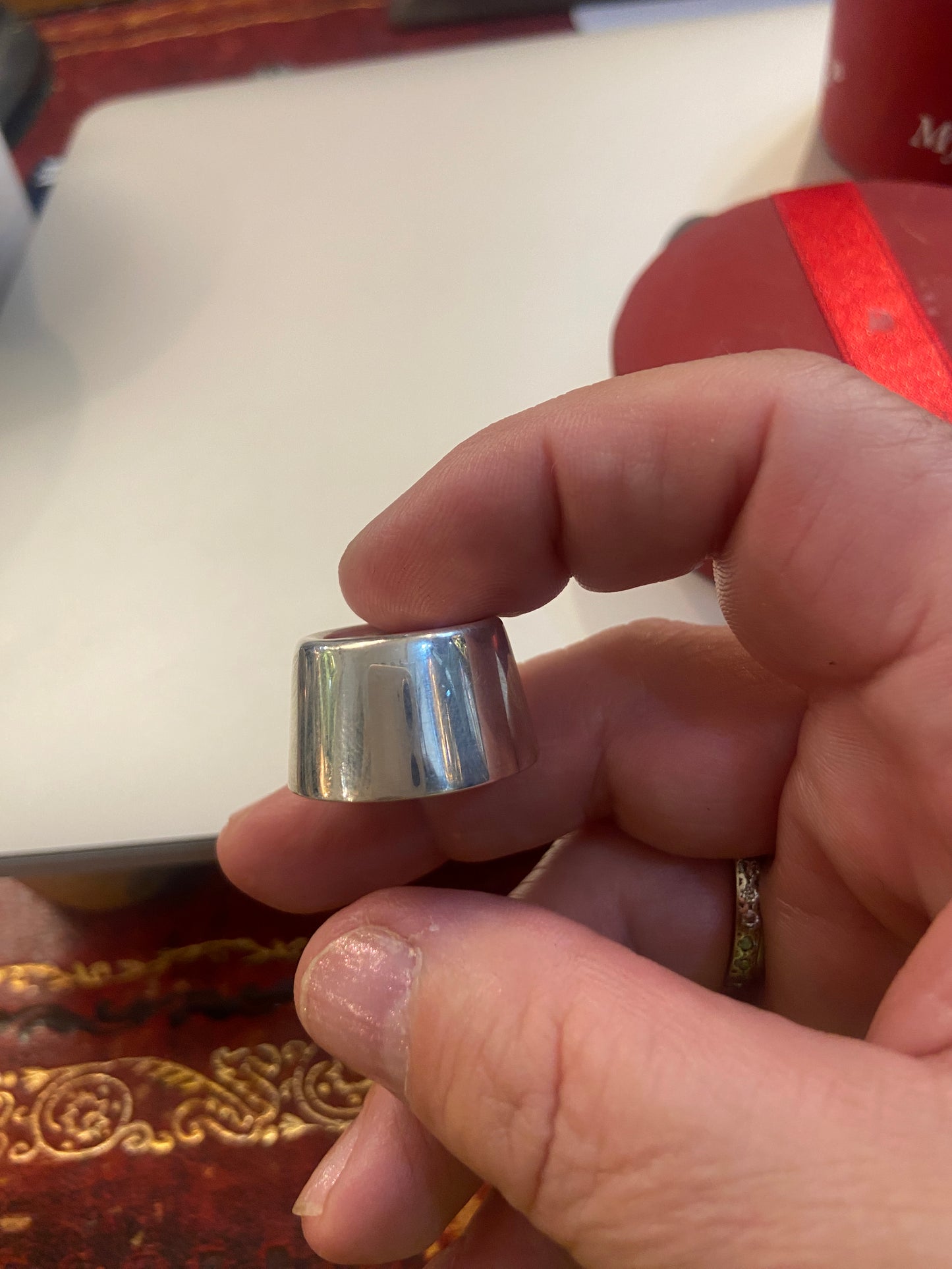 925 solid silver roll chocolate gift. 16g