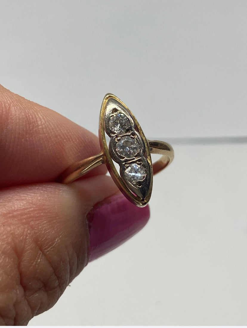 14ct 585 Art Deco diamond ring set in platinum and gold size O 1/2