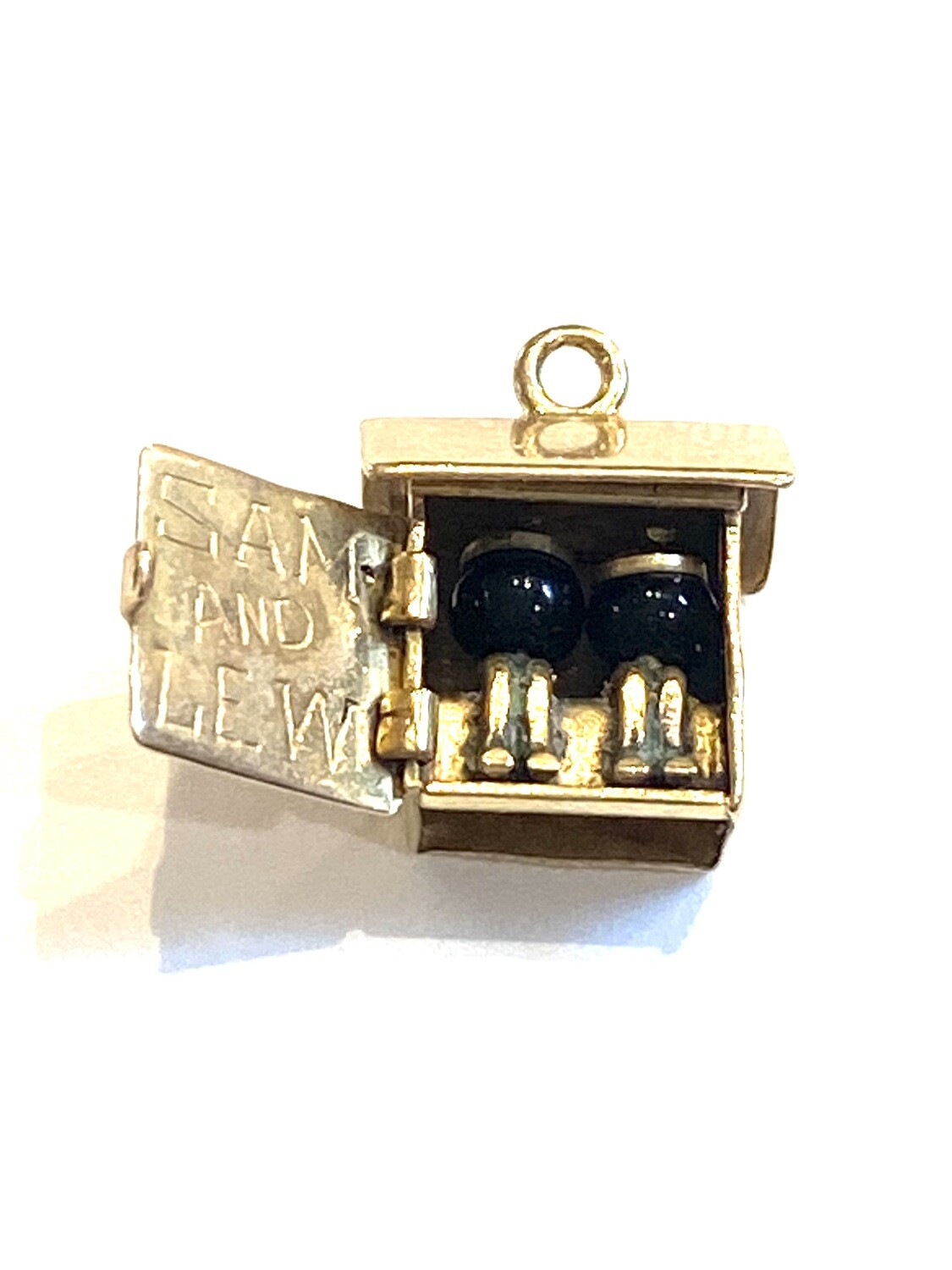 10ct rare outhouse charm with sam and Lew inside