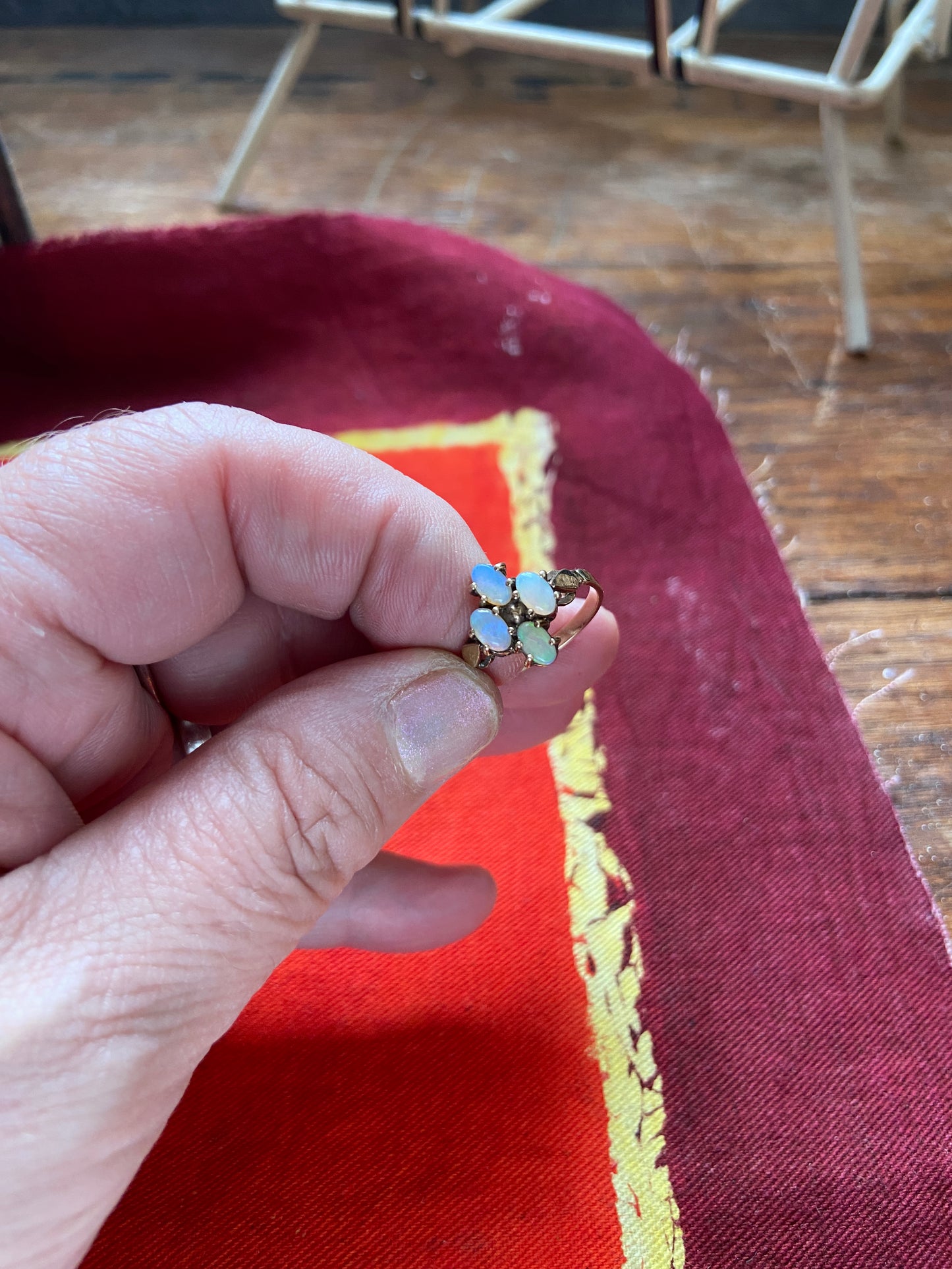 9ct vintage Opal ring, ring size P