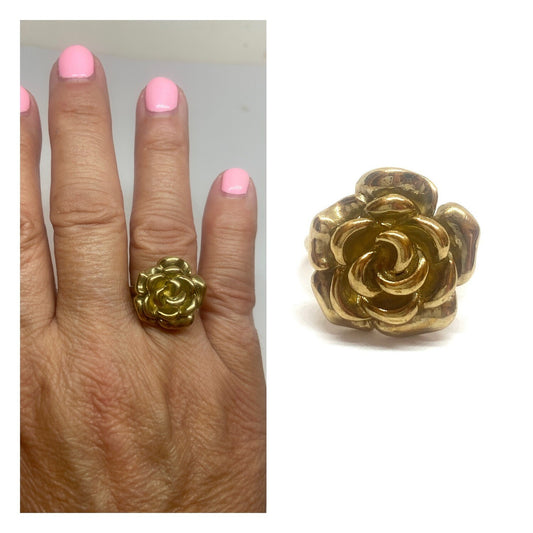 9ct solid yellow gold large flower ring size P