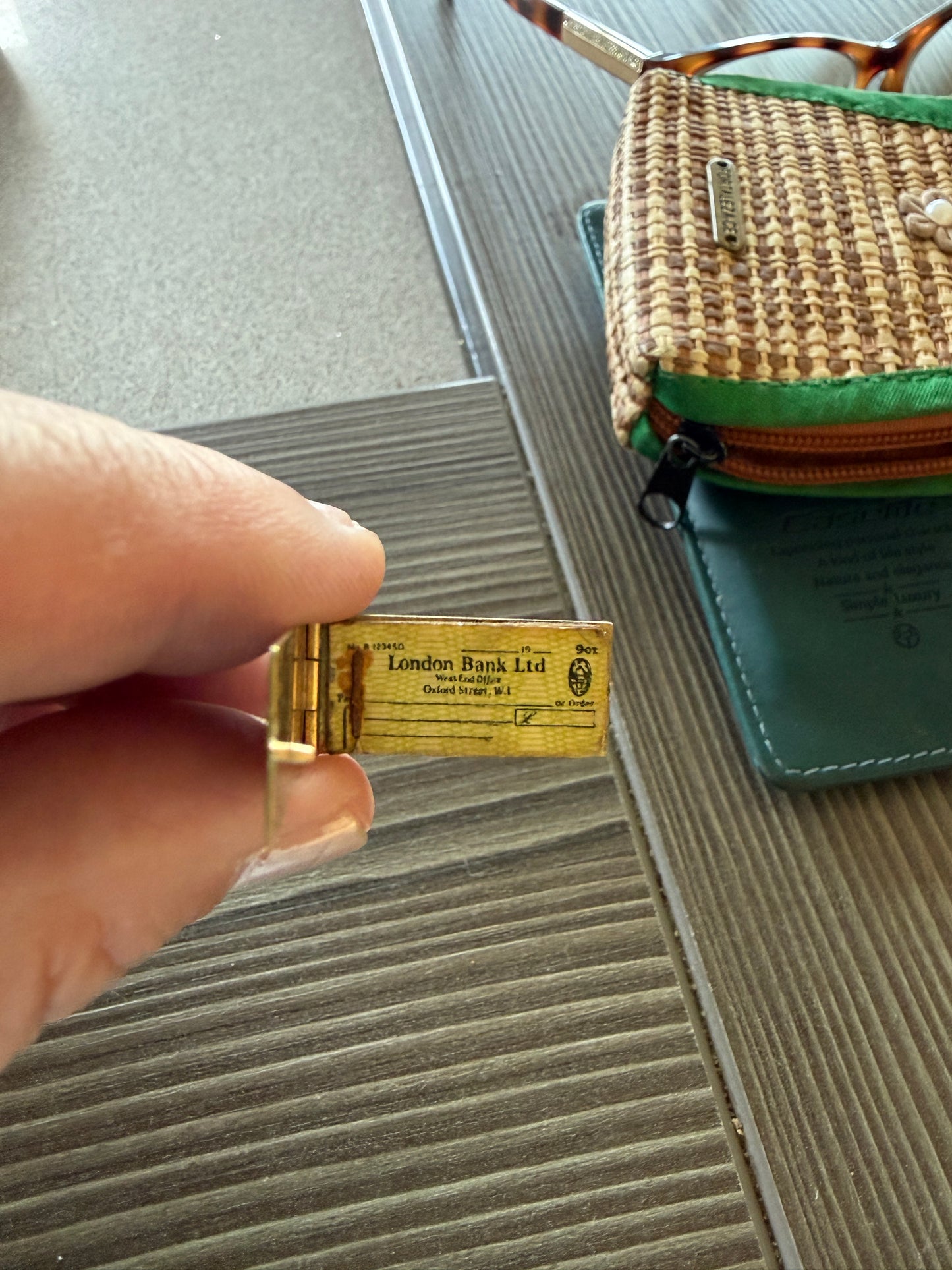 9ct vintage cheque book charm with cheques circa 1959 2.87g