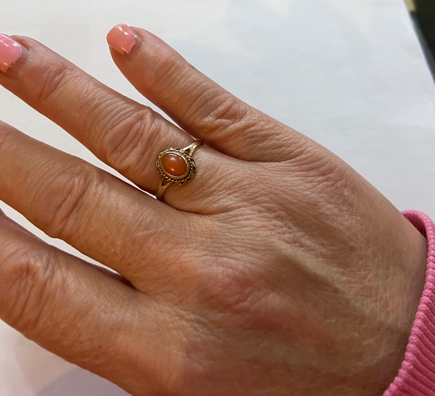 9ct vintage coral ring circa 1983 size N