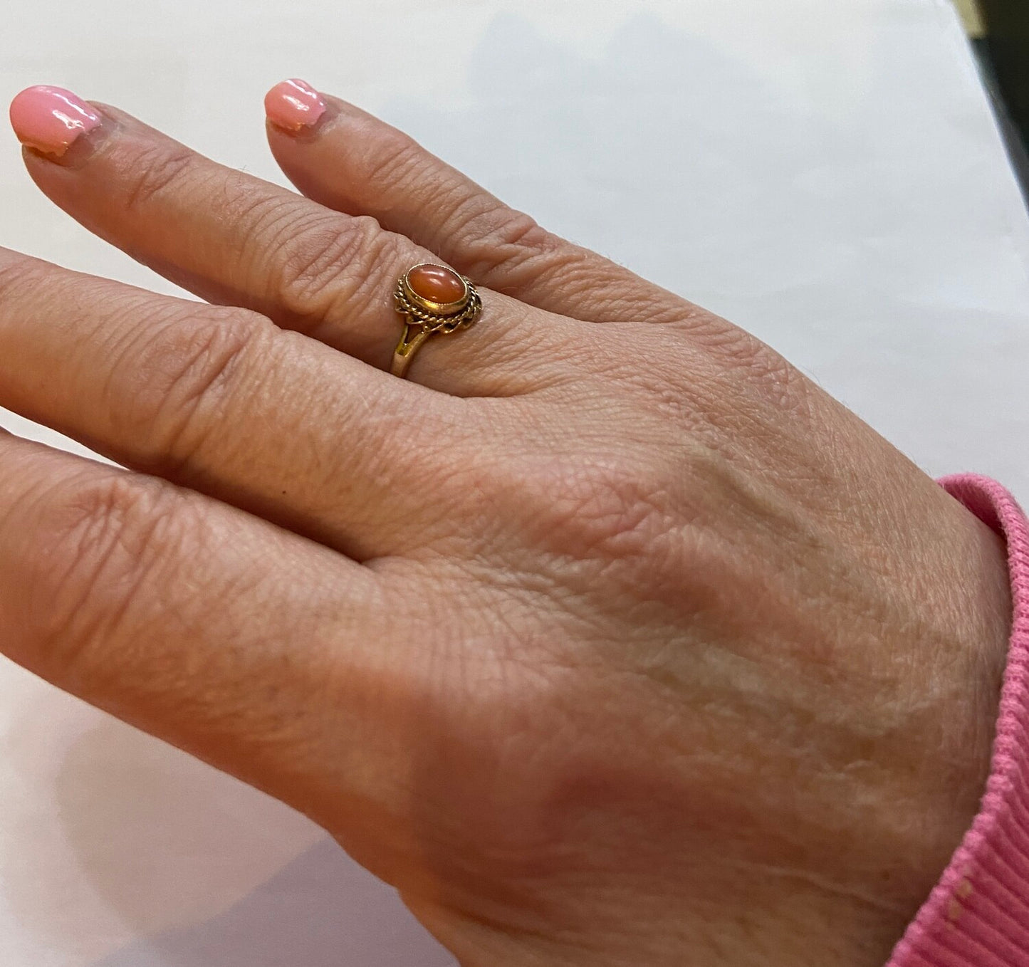 9ct vintage coral ring circa 1983 size N
