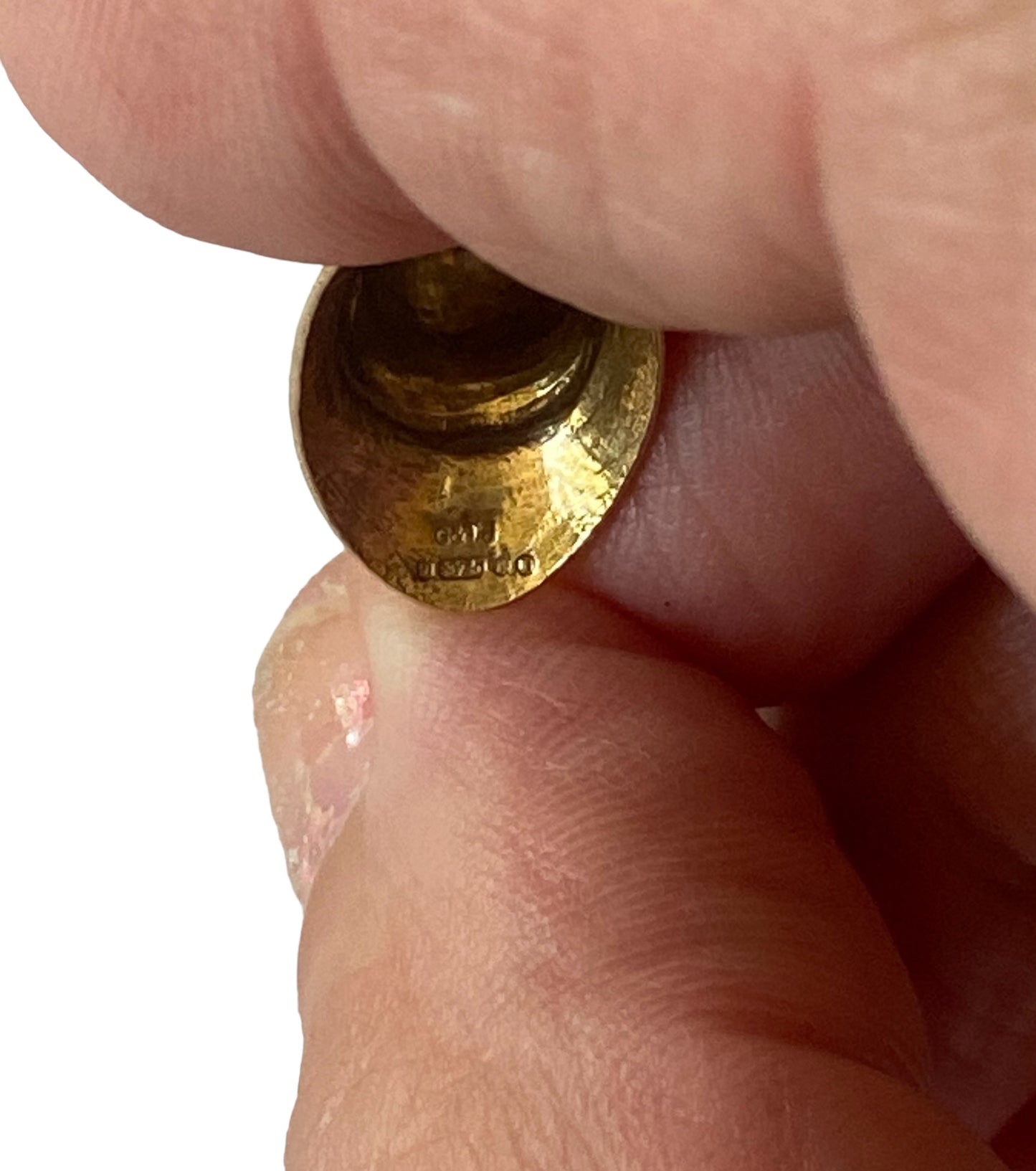 9ct vintage police helmet charm circa 1972