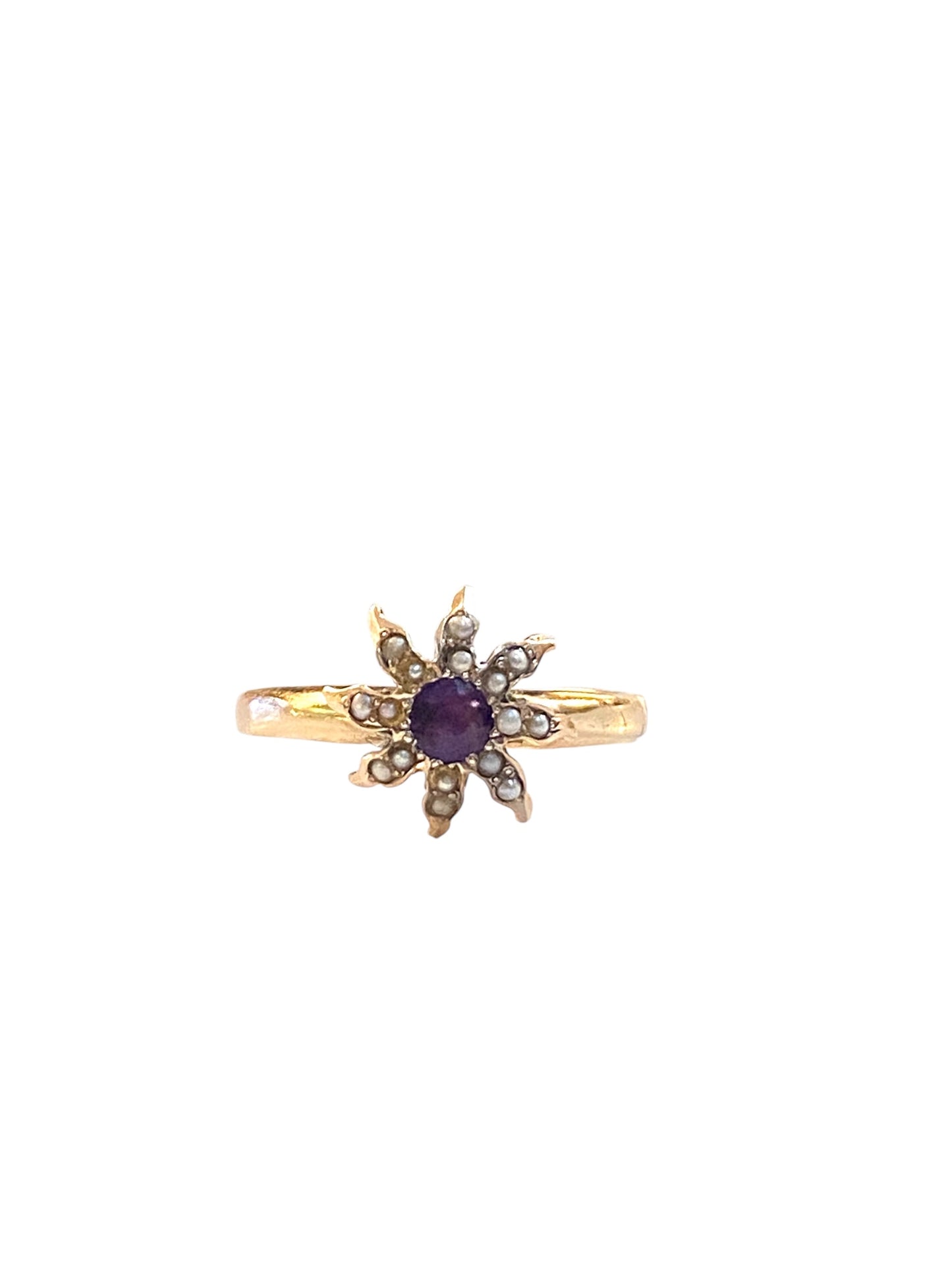 9ct vintage star / flower shape ring. amethyst and seed pearls ring size R 1/2