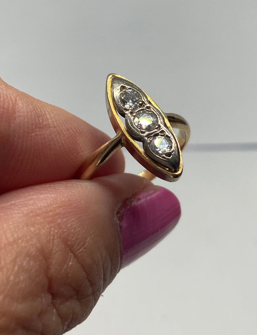14ct 585 Art Deco diamond ring set in platinum and gold size O 1/2