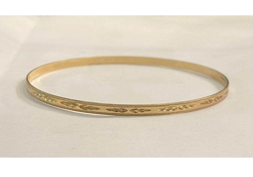 9ct 375 pre owned bangle / slave bangle 4.5g