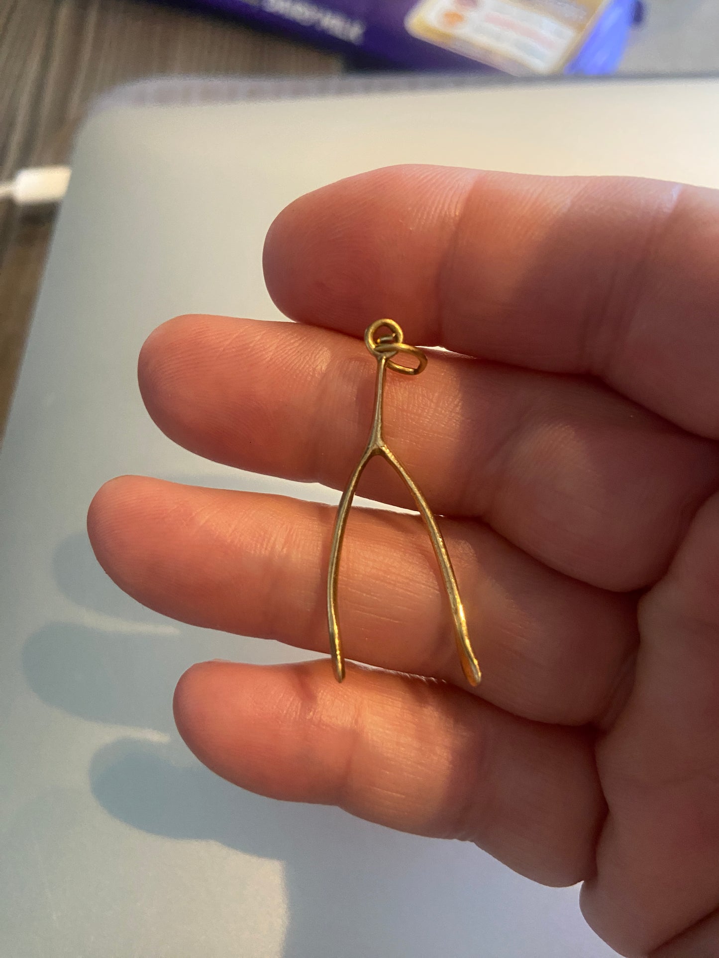 9ct vintage wishbone charm. circa 1958