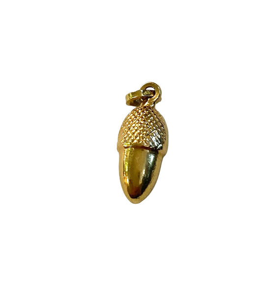 18ct pre owned acorn charm / pendant