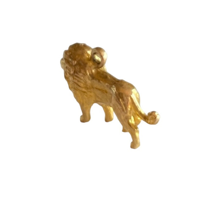 9ct vintage solid gold lion charm circa 1969