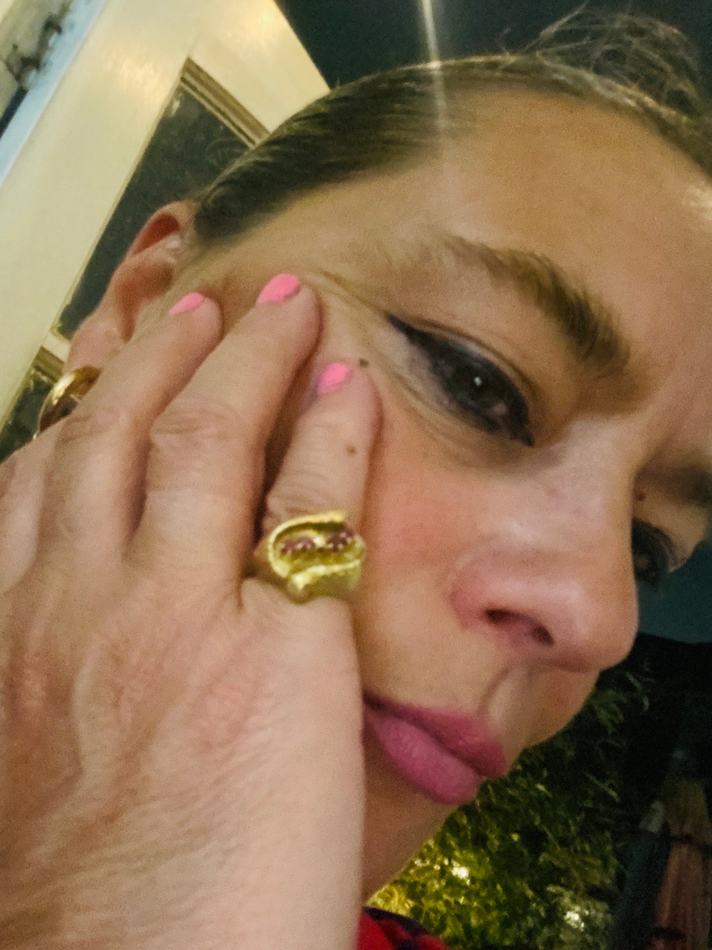 118ct vintage pinky ring size J 1/2 8.6g with rubies
