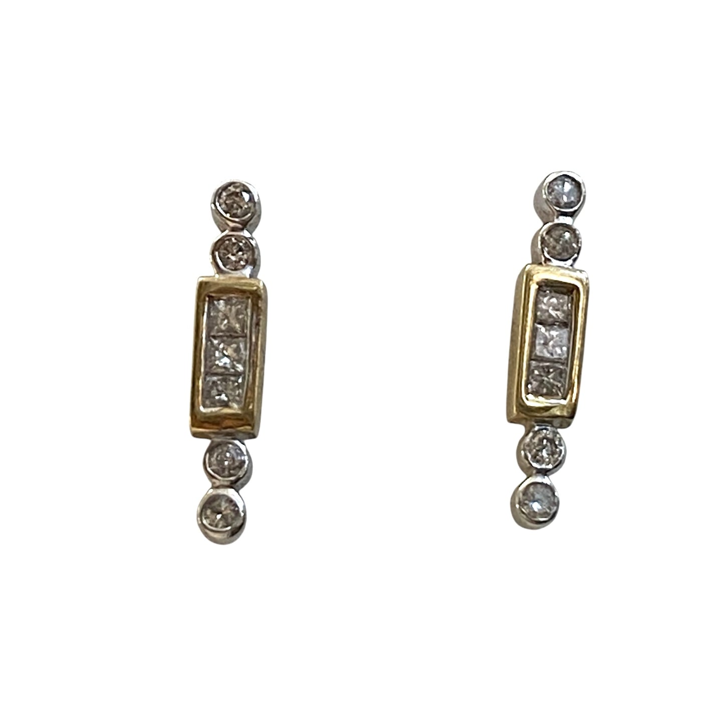 9ct pre owned diamond drop earrings.