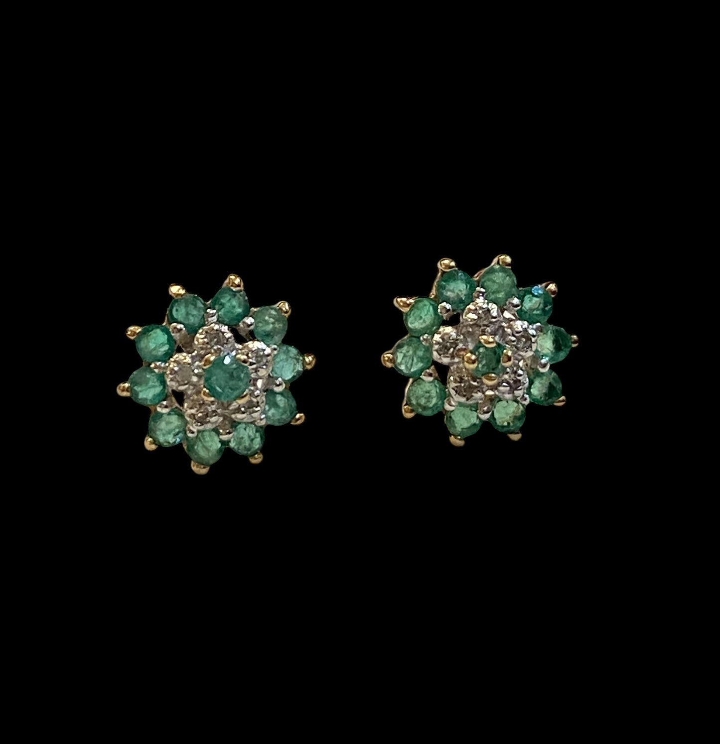 9ct vintage emerald and diamond clustre earrings