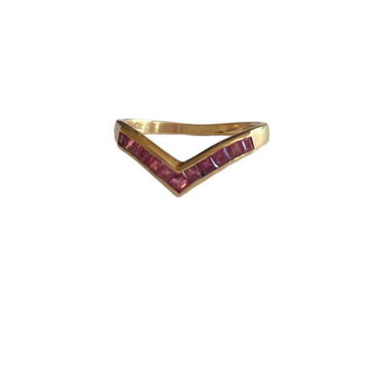 9ct vintage ruby wishbone ring size M