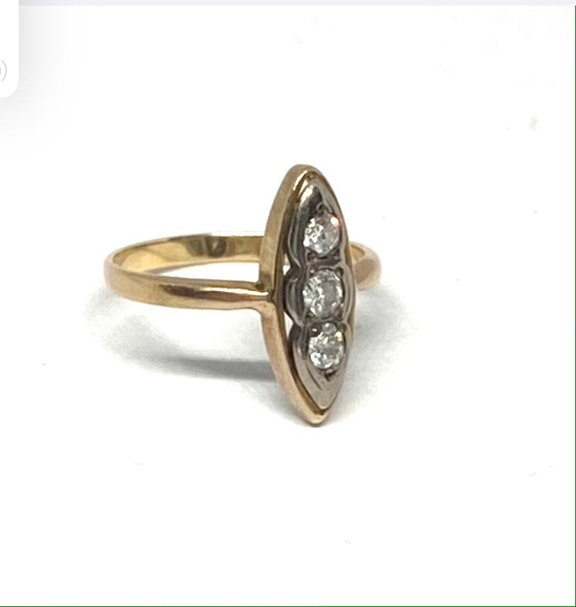 14ct 585 Art Deco diamond ring set in platinum and gold size O 1/2