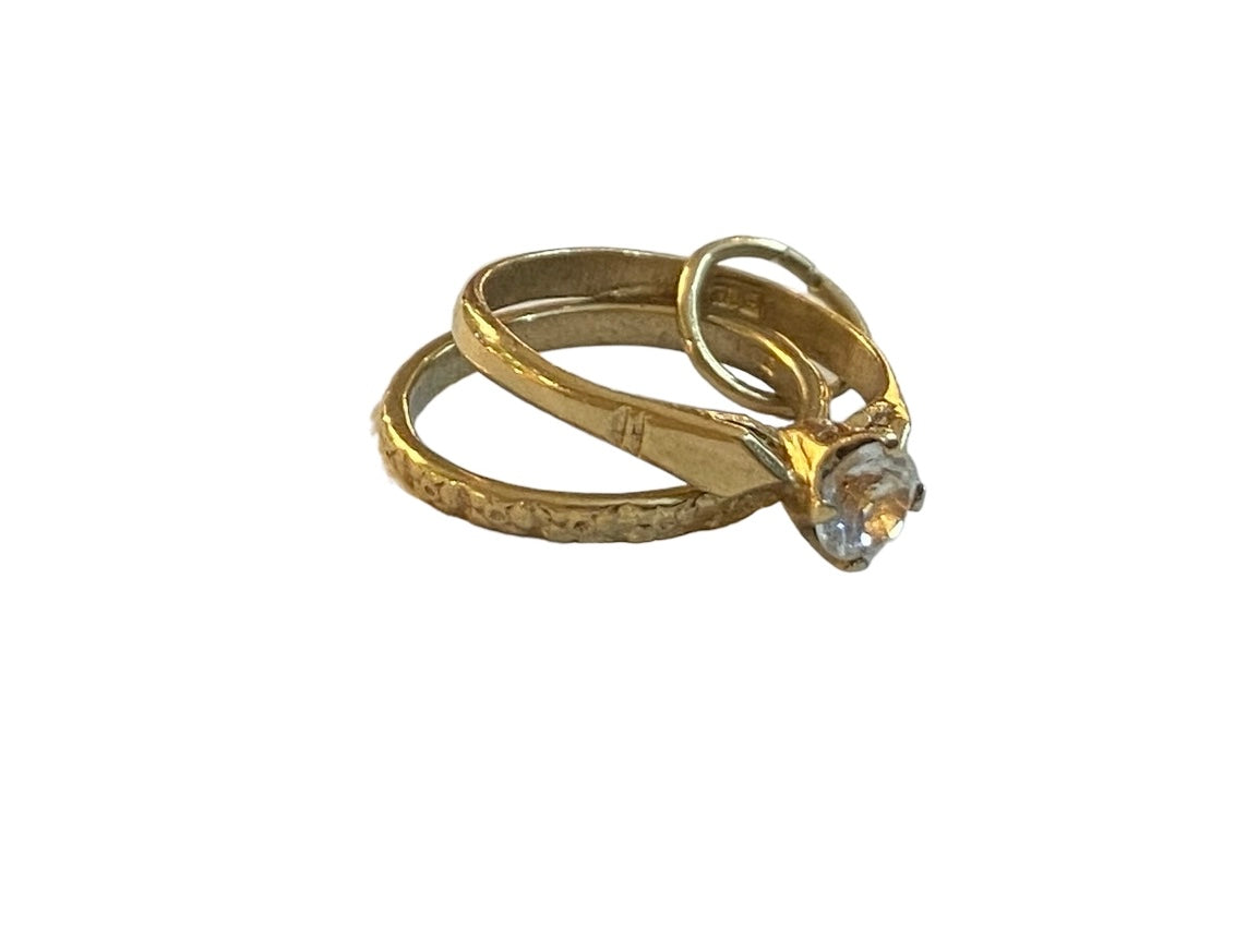 9ct vintage wedding ring charm circa London 1968 yellow gold