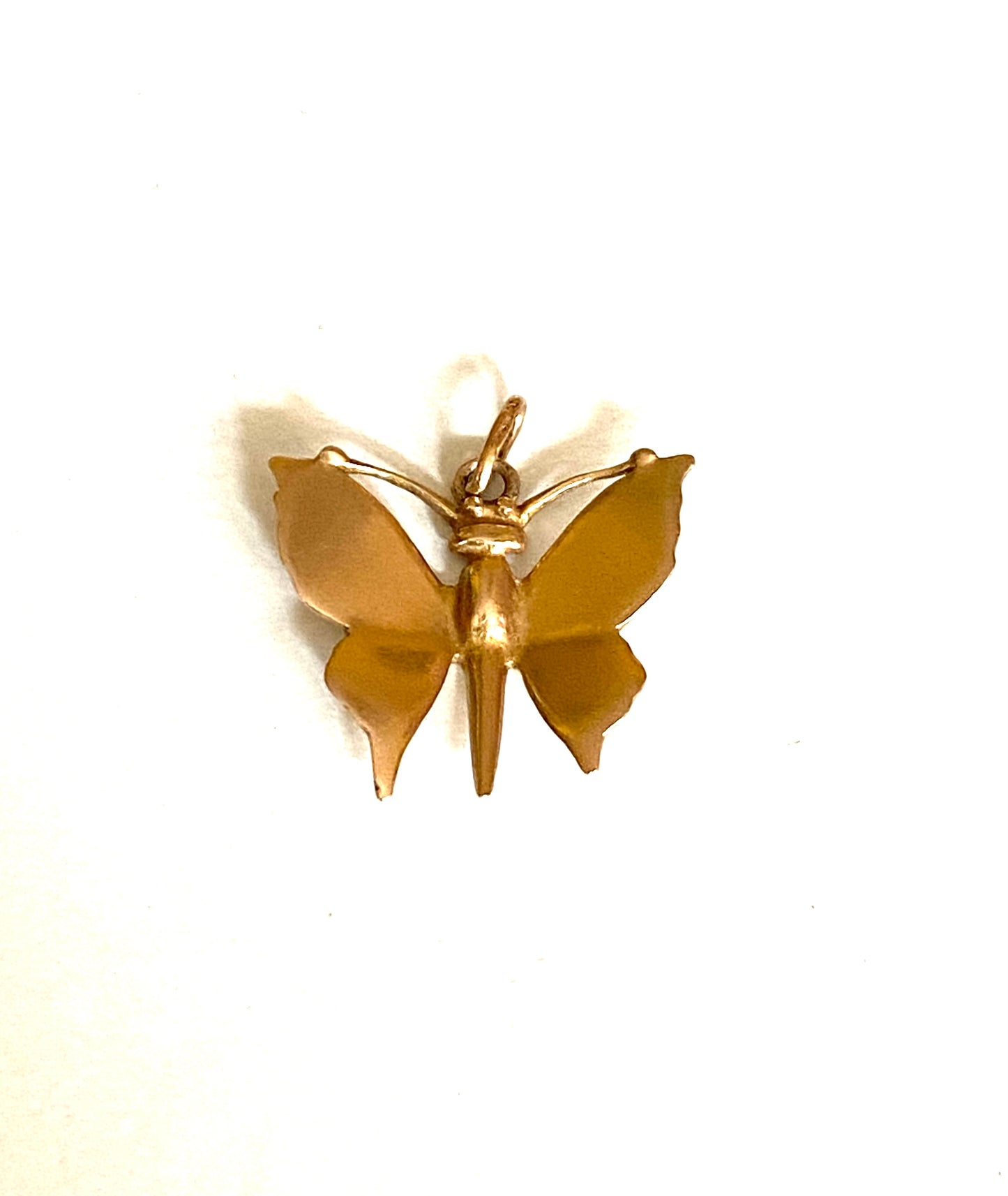 9ct vintage gold butterfly pendant 4.1g