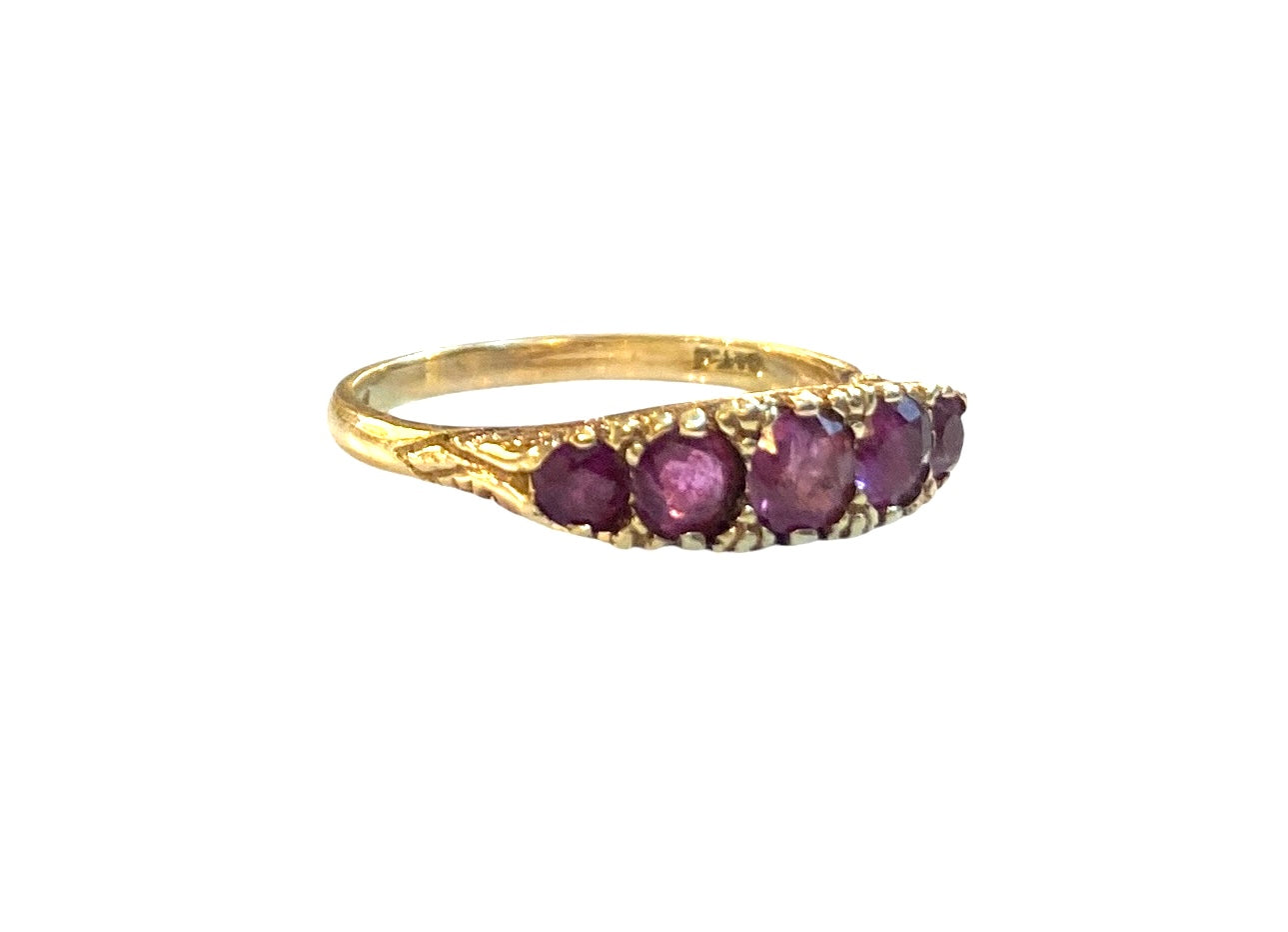 9ct vintage five stone ruby ring. circa 1972 size O