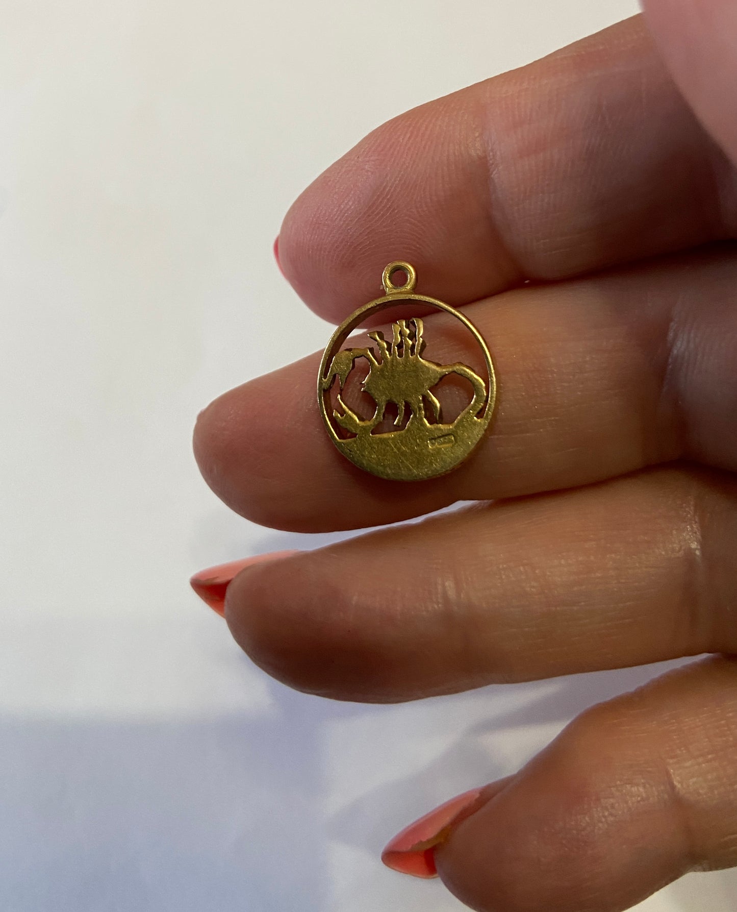 9ct vintage scorpio charm circa 1965