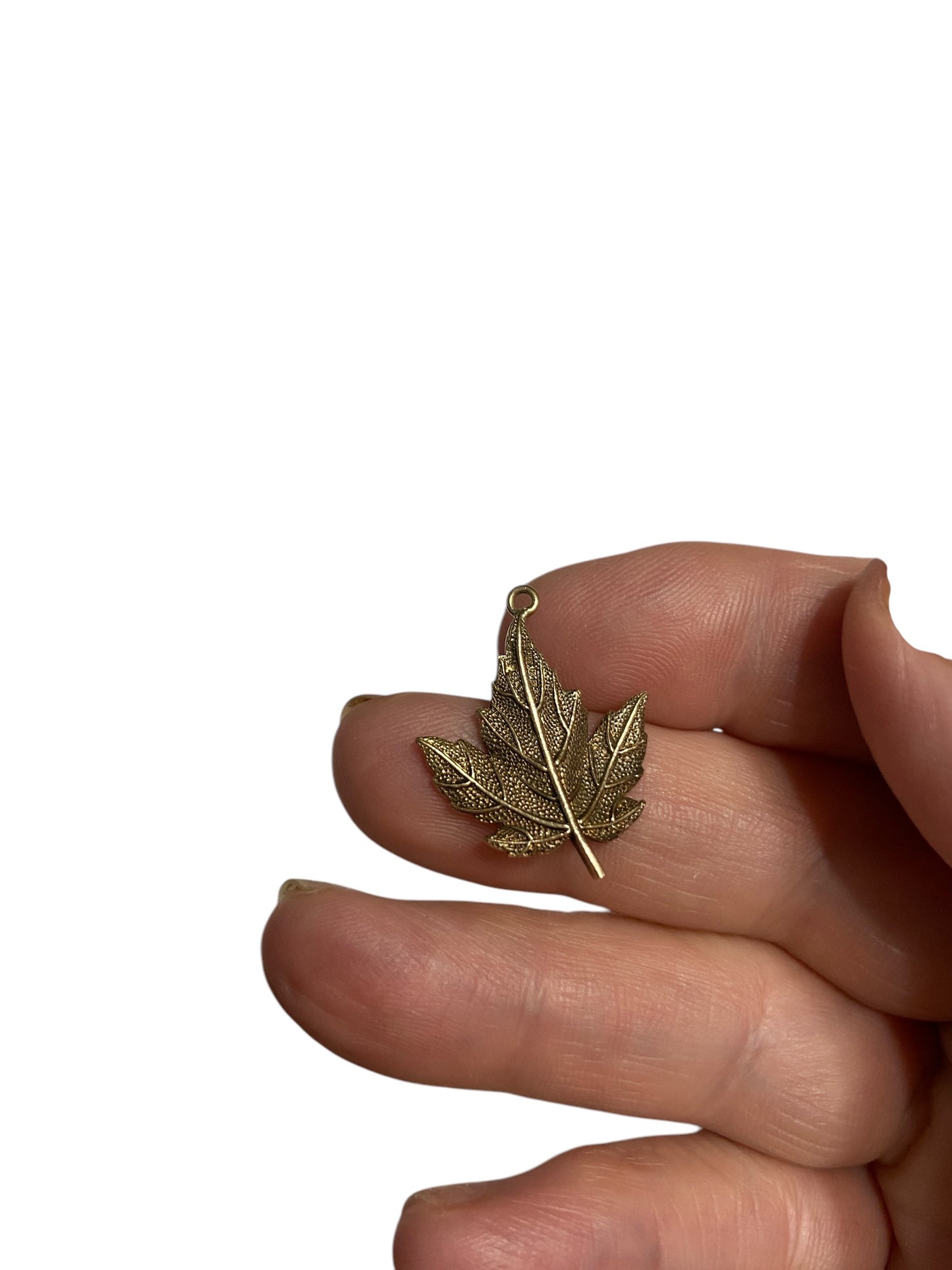 9ct vintage gold Canadian maple leaf charm / pendant circa 1959