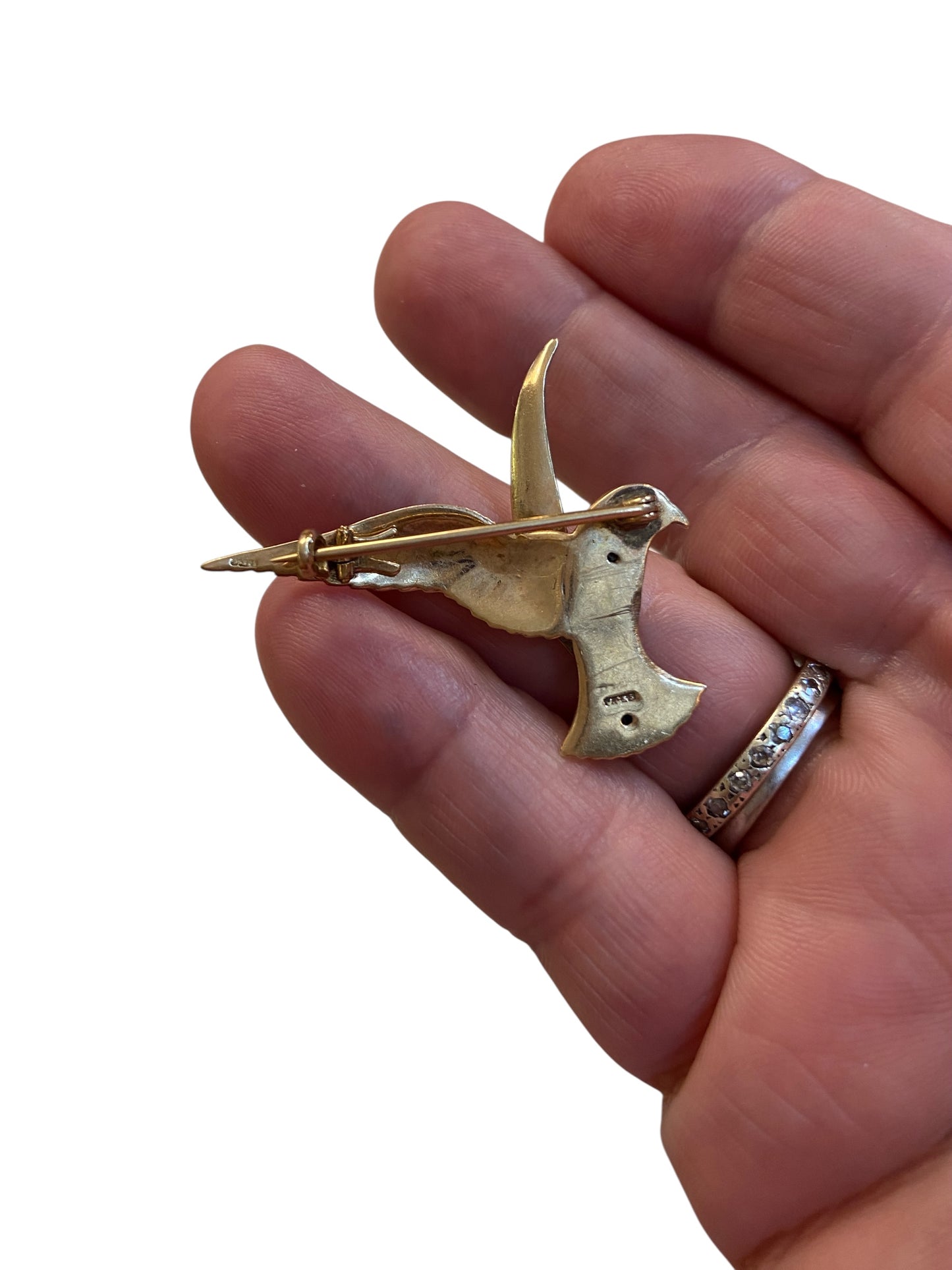 9ct vintage hawk / eagle brooch with enamel