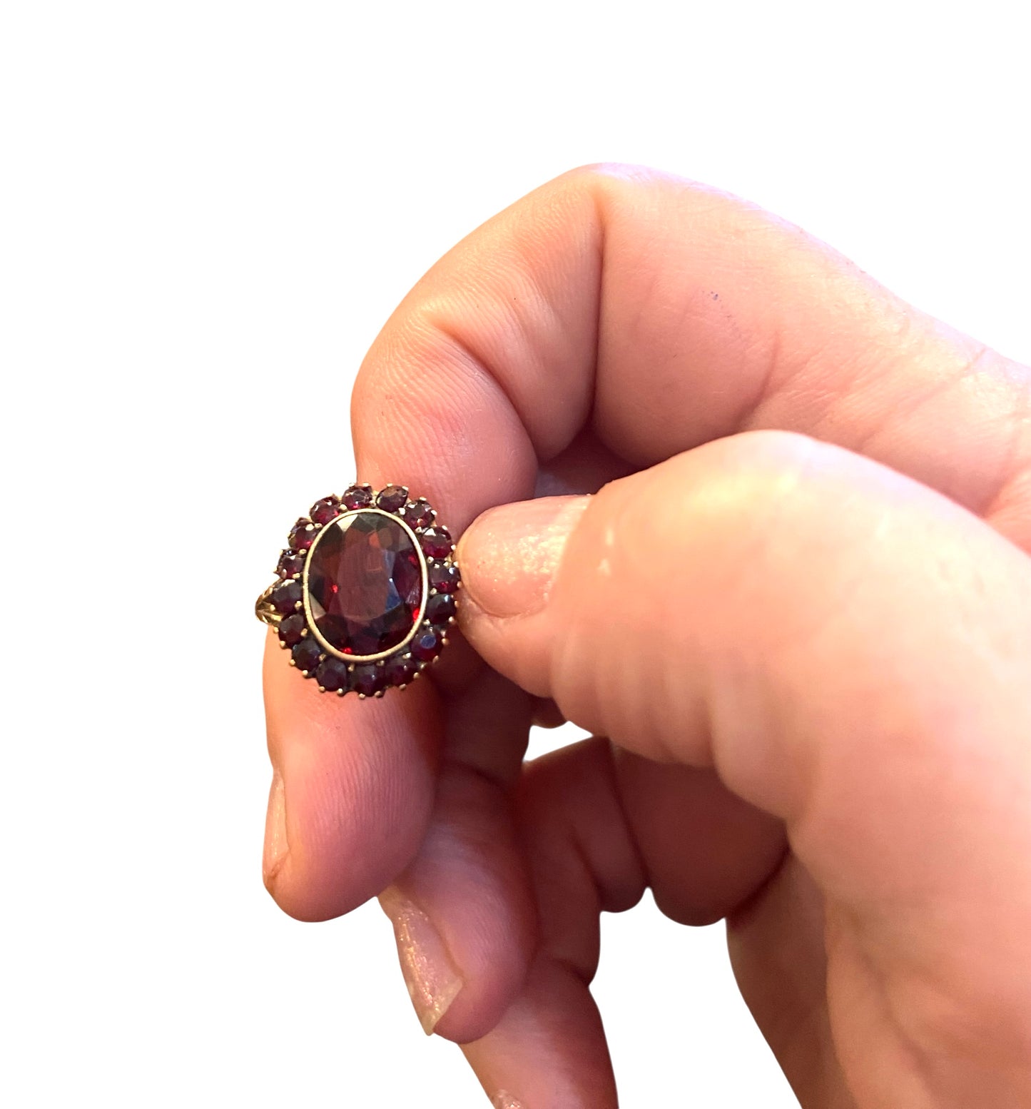 9ct vintage cocktail ring with red stone. ring size L
