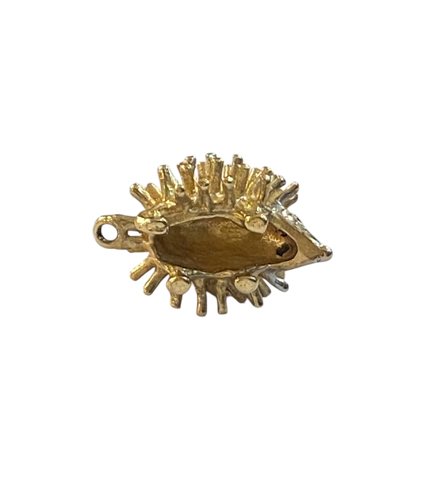 9c6t vintage hedgehog charm white and yellow gold. 2.6g