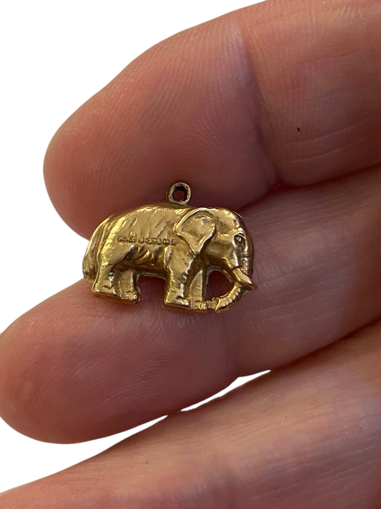 9ct vintage small elephant charm. circa 1966 .HOLLOW