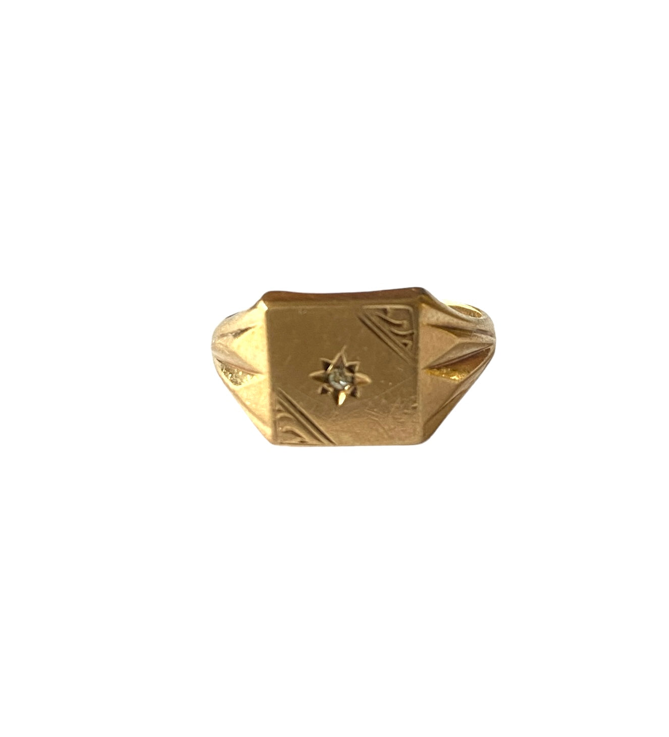 9ct vintage signet ring with star. rust diamond circa 1980 size O 1/2