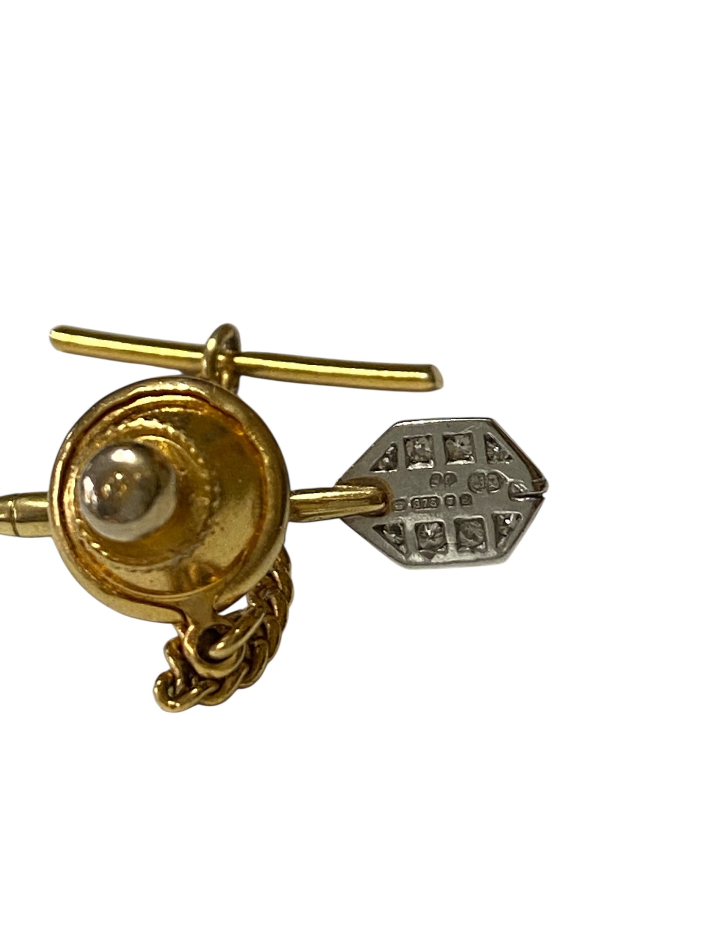 9ct vintage diamond dart tie pin. circa 1985