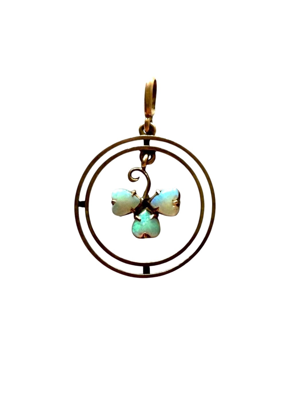 9ct 1920s vintage rose gold pendant withan opal three leaf clover in centre 1.46g