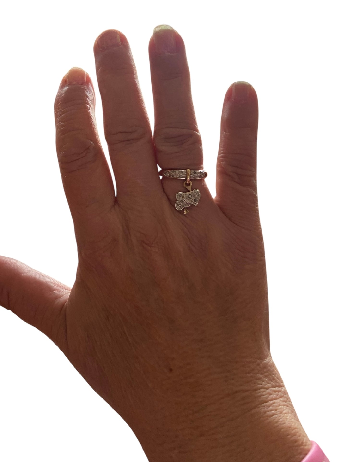 9ct vintage charm ring with heart and clover charm size M 1/2