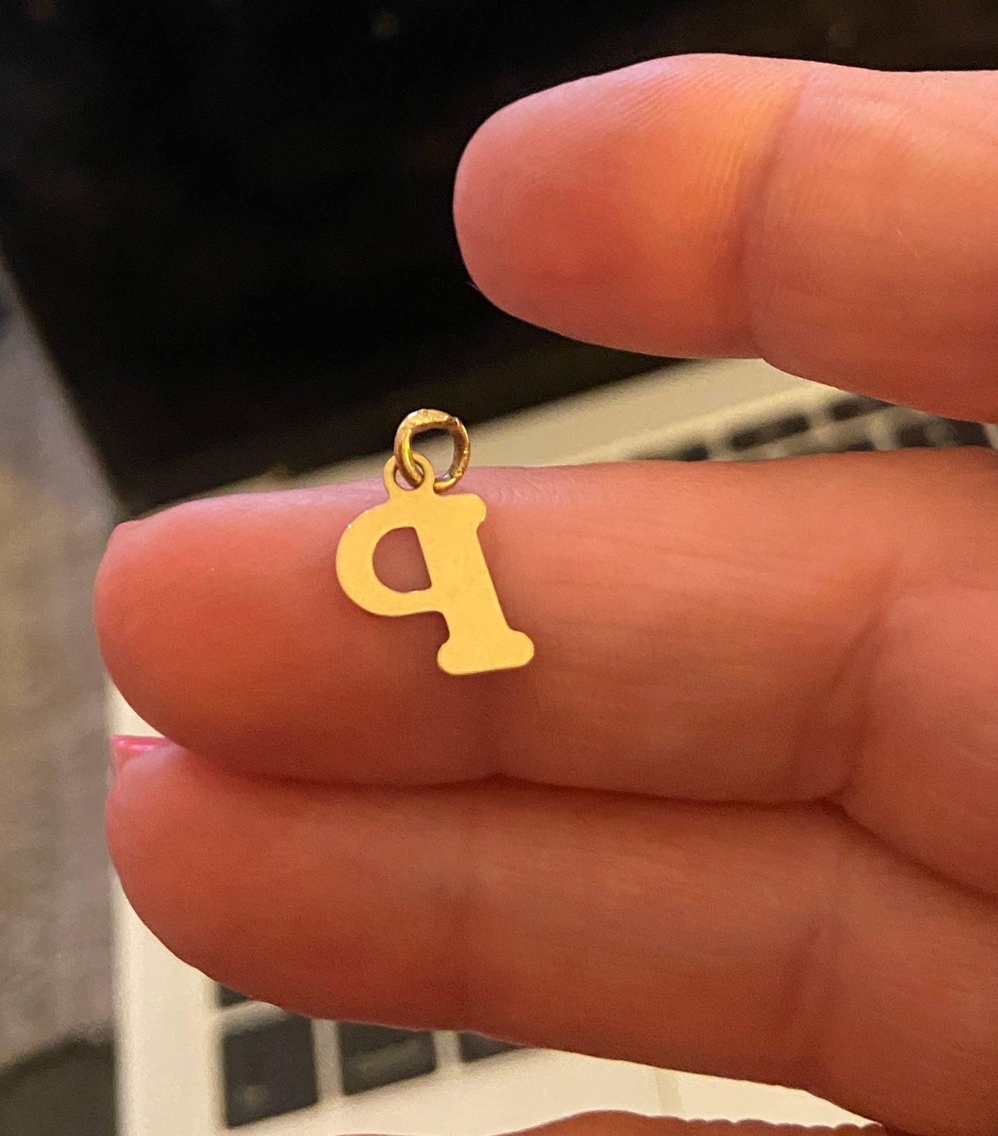 9ct pre owned initial P charm- pendant