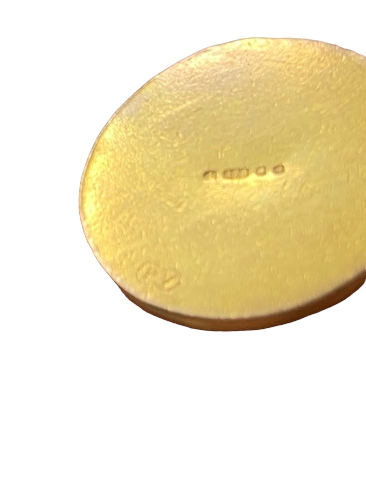 9ct vintage Leo charm / pendant. By P. Vincze circa 1975 2.3 grams