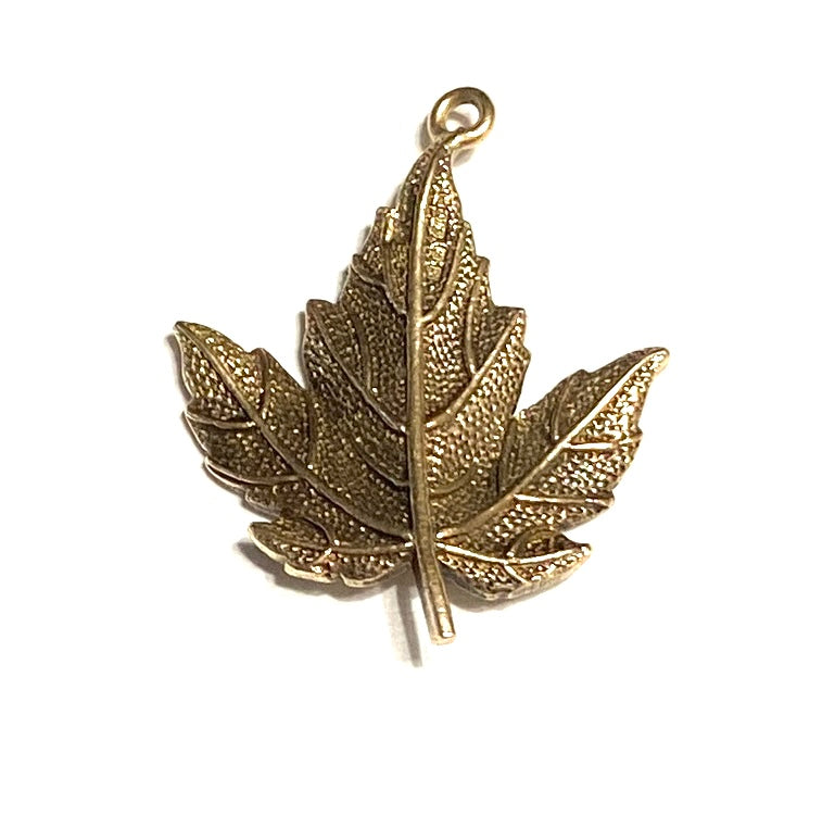 9ct vintage gold Canadian maple leaf charm / pendant circa 1959