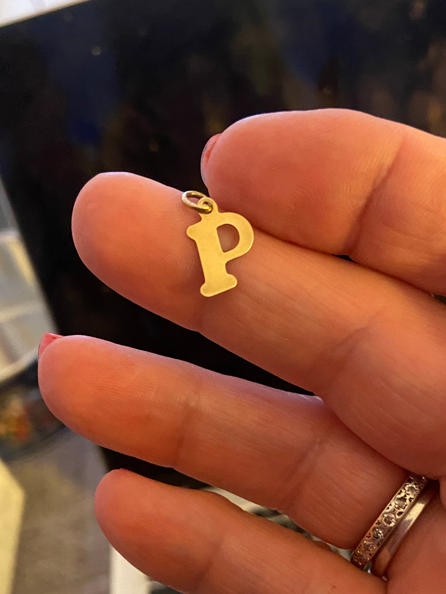 9ct pre owned initial P charm- pendant
