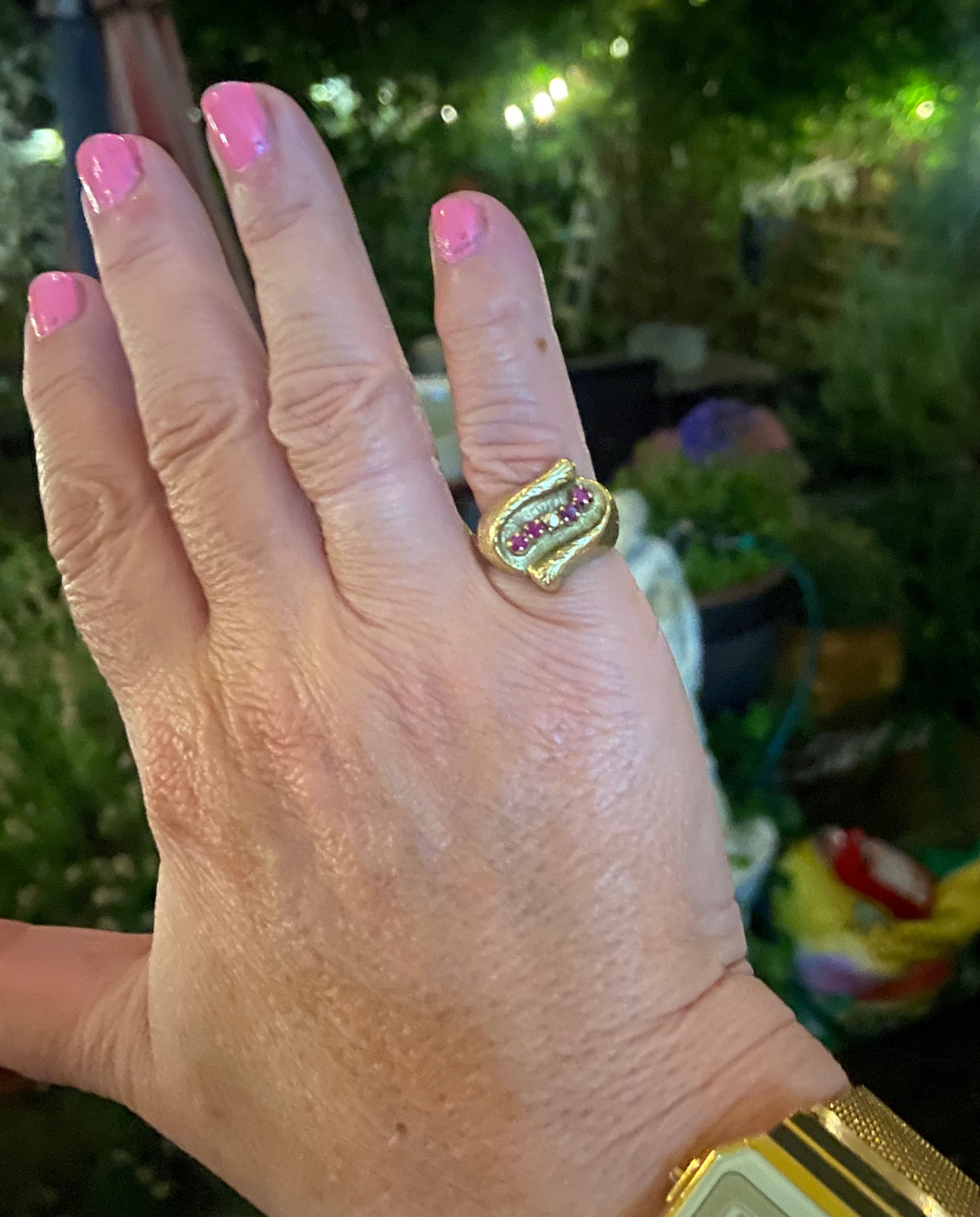 118ct vintage pinky ring size J 1/2 8.6g with rubies