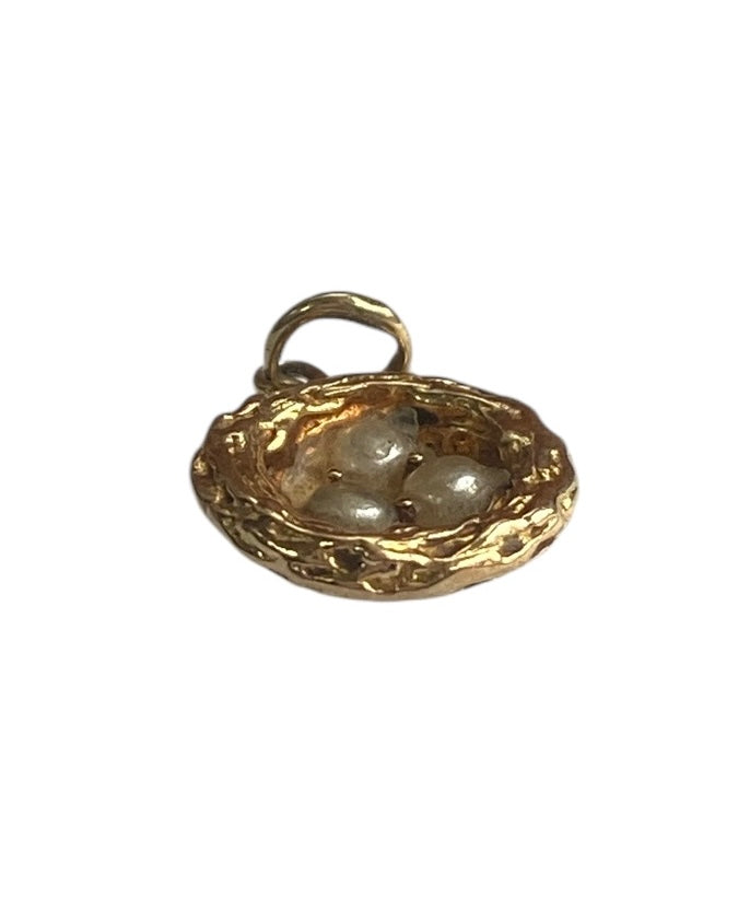 9ct vintage nest with three small eggs charm