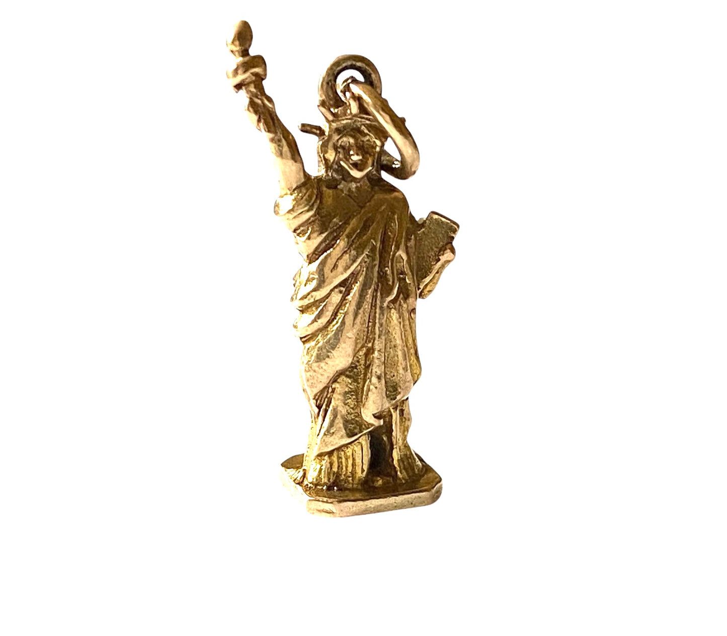 9ct vintage statute of liberty charm circa 1959